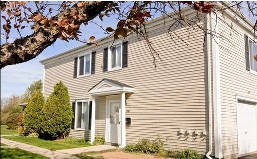 1485 Quaker Lane Prospect Heights IL 60070
