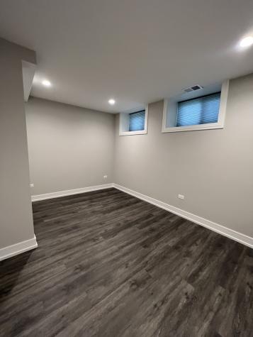 4927 North Claremont Avenue Chicago IL 60625