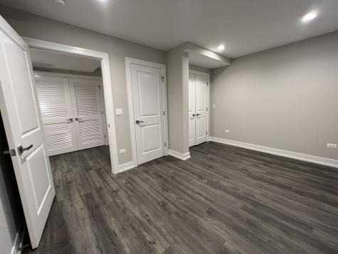 4927 North Claremont Avenue Chicago IL 60625