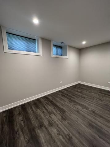 4927 North Claremont Avenue Chicago IL 60625