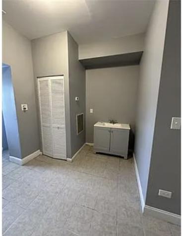 6444 South Eberhart Avenue Chicago IL 60637