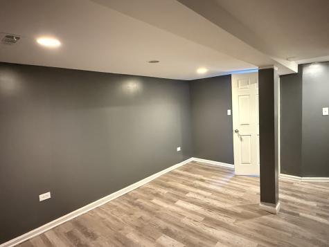 6444 South Eberhart Avenue Chicago IL 60637