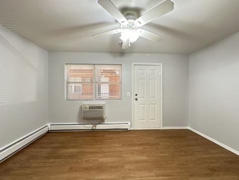 4543 North Dover Street Chicago IL 60640