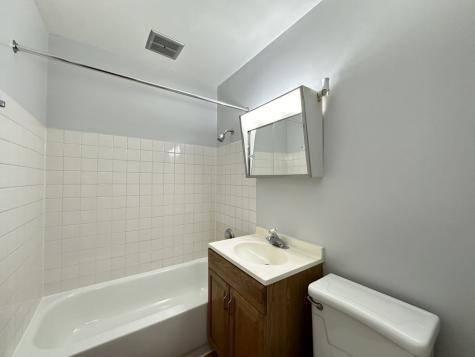 4543 North Dover Street Chicago IL 60640