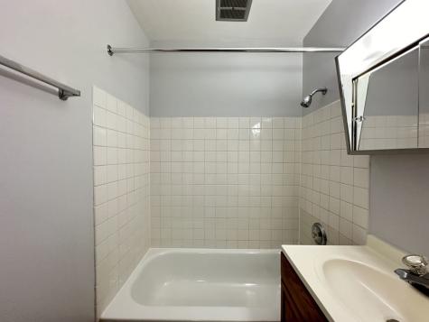 4543 North Dover Street Chicago IL 60640