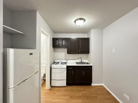 4543 North Dover Street Chicago IL 60640