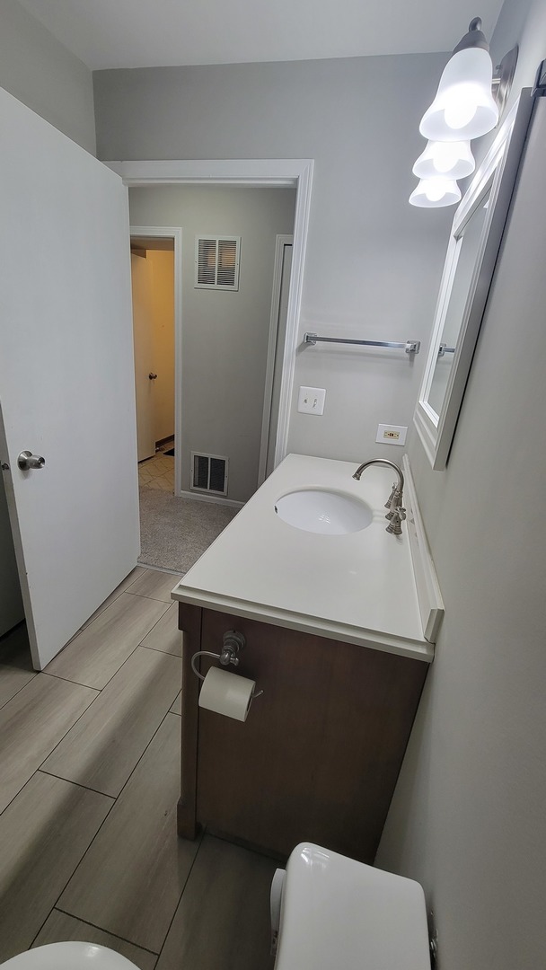 224 Westminster Court Schaumburg IL 60193