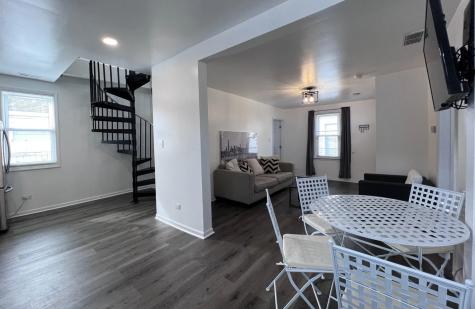 4358 North Oak Park Avenue Harwood Heights IL 60706