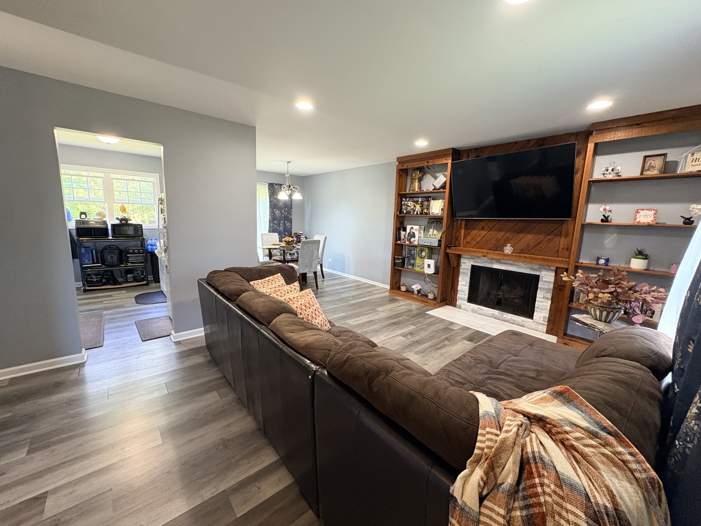1320 Foxcroft Drive Aurora IL 60506