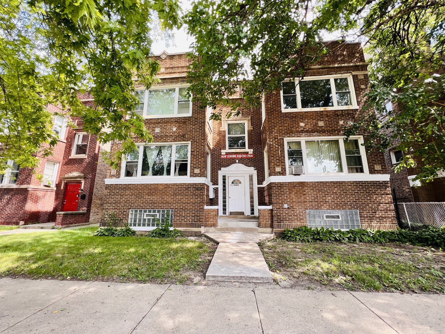 209 North Kolmar Avenue Chicago IL 60624