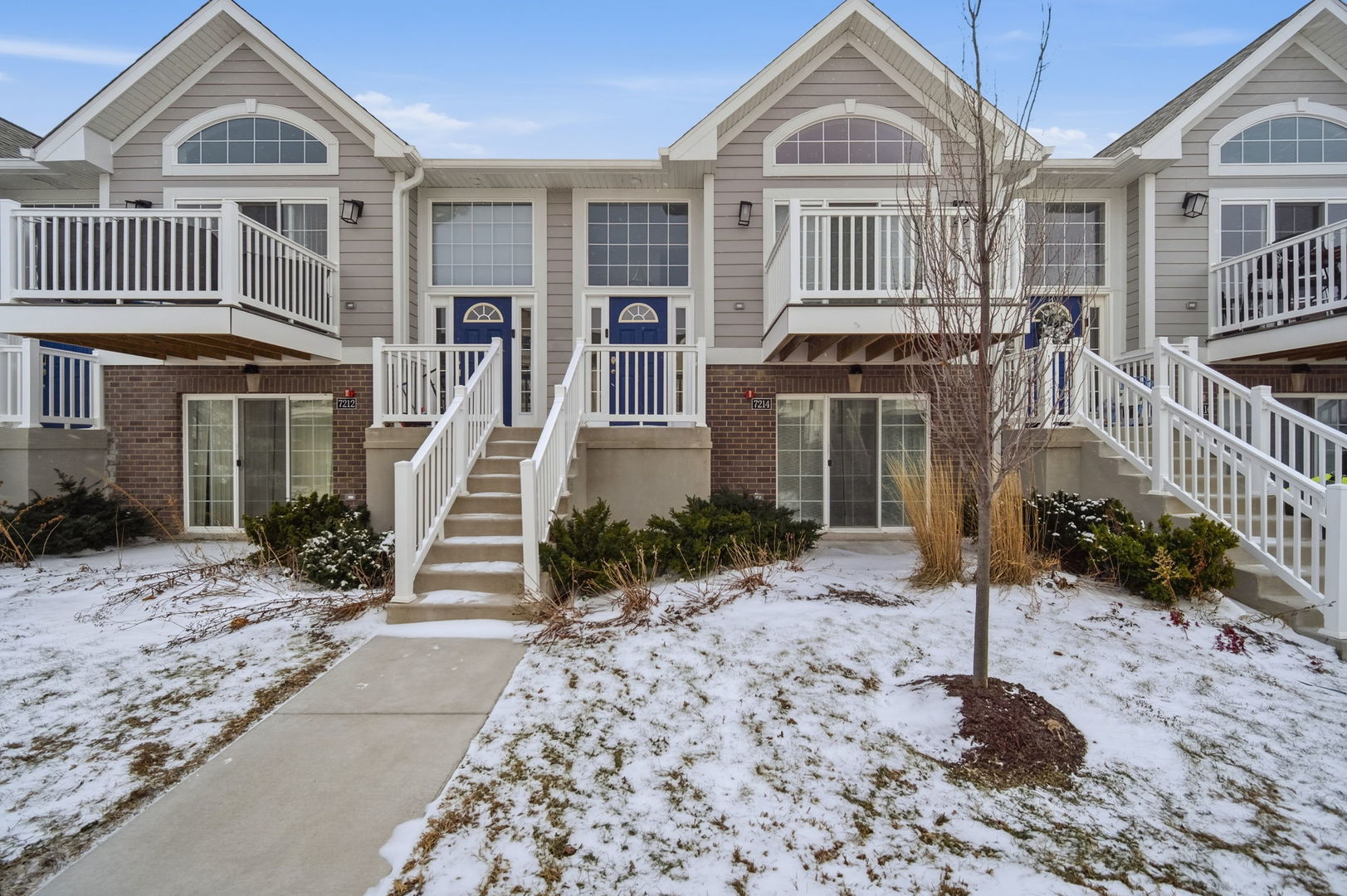 7214 Farmstead Lane Hanover Park IL 60133