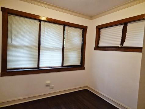 7826 South Bennett Avenue Chicago IL 60649