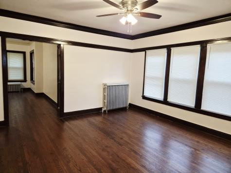 7826 South Bennett Avenue Chicago IL 60649