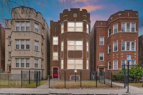8042 South Champlain Avenue Chicago IL 60619