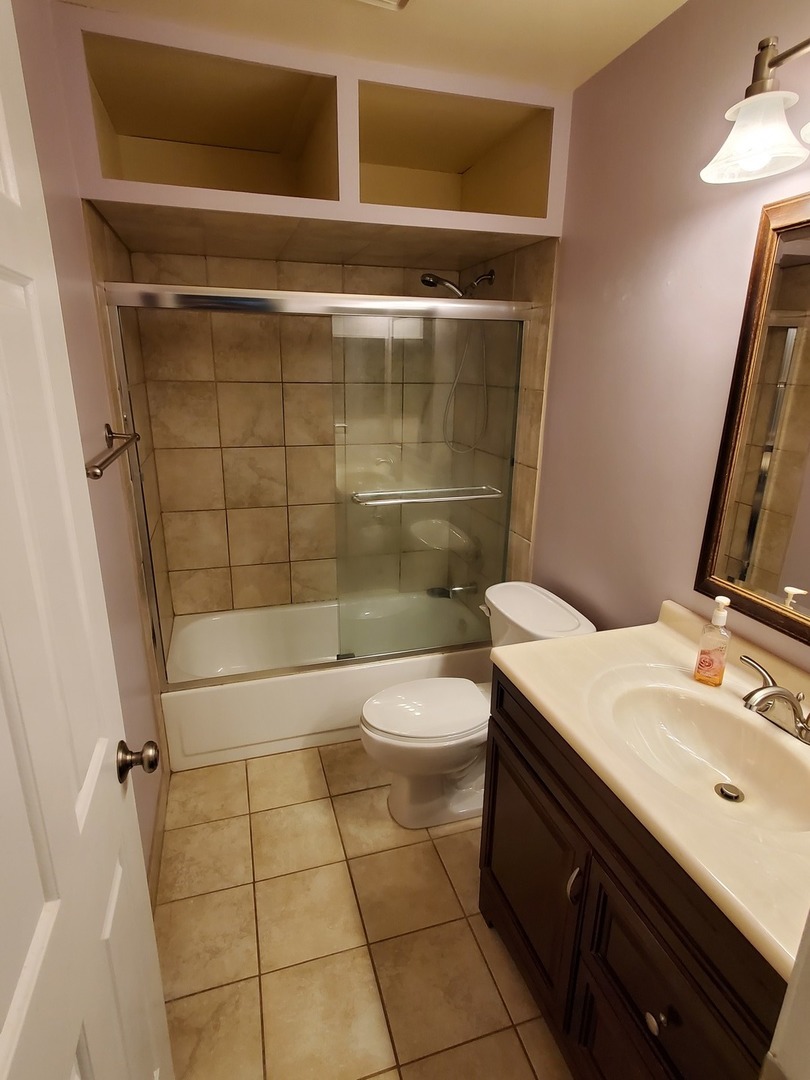 357 Bloomfield Lane Glen Ellyn IL 60137