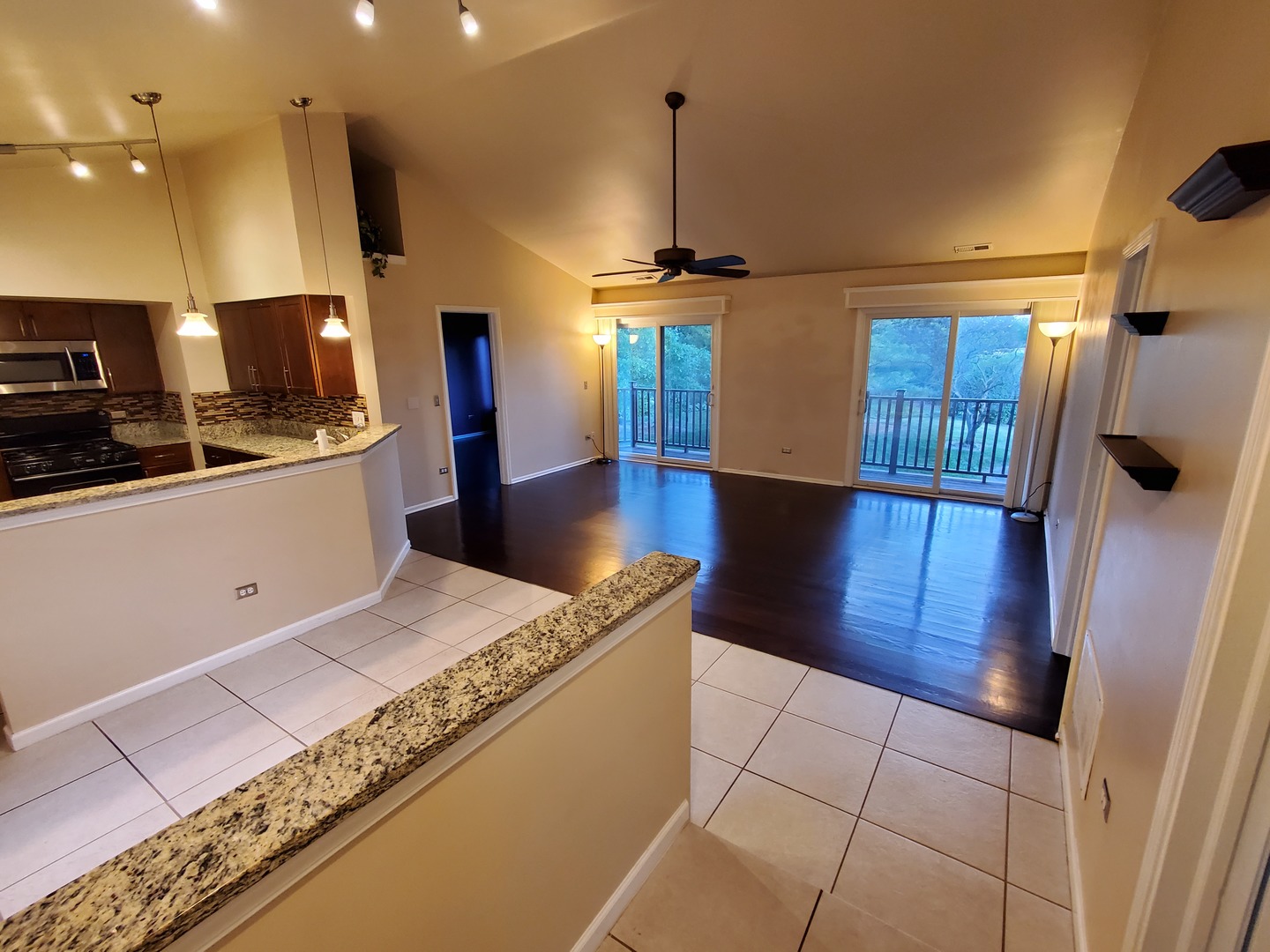 357 Bloomfield Lane Glen Ellyn IL 60137