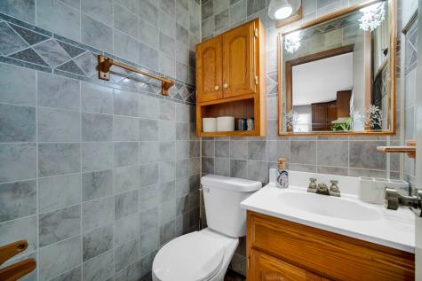 7305 West 75th Street Bridgeview IL 60455
