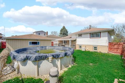 7305 West 75th Street Bridgeview IL 60455