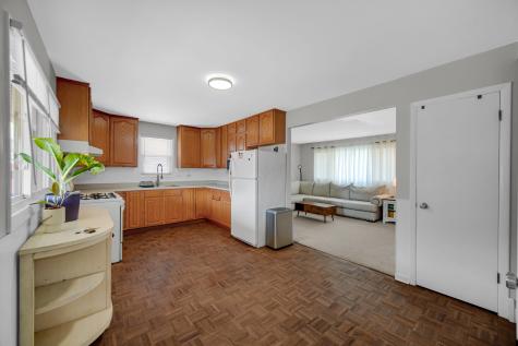 7305 West 75th Street Bridgeview IL 60455