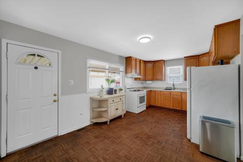 7305 West 75th Street Bridgeview IL 60455