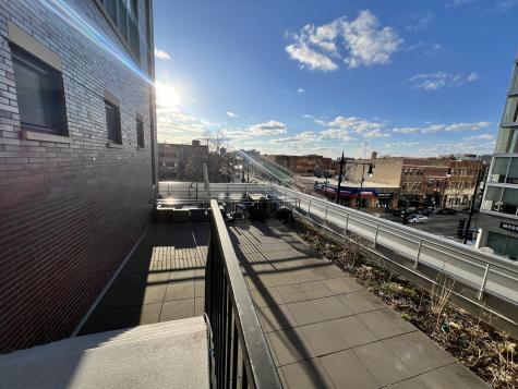 3833 North Broadway Street Chicago IL 60613