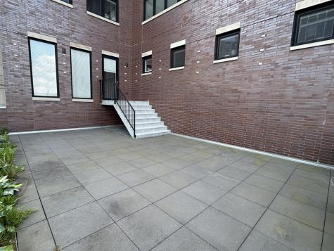 3833 North Broadway Street Chicago IL 60613