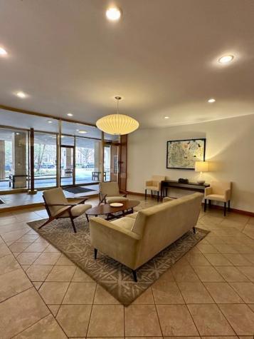 1516 Hinman Avenue Evanston IL 60201