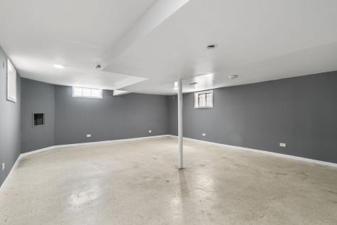 7216 South Central Park Avenue Chicago IL 60629