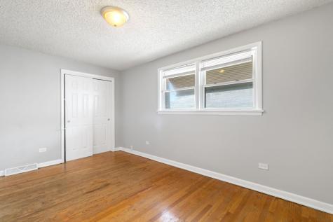 7216 South Central Park Avenue Chicago IL 60629