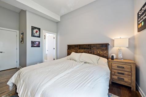 4055 North Wolcott Avenue Chicago IL 60613