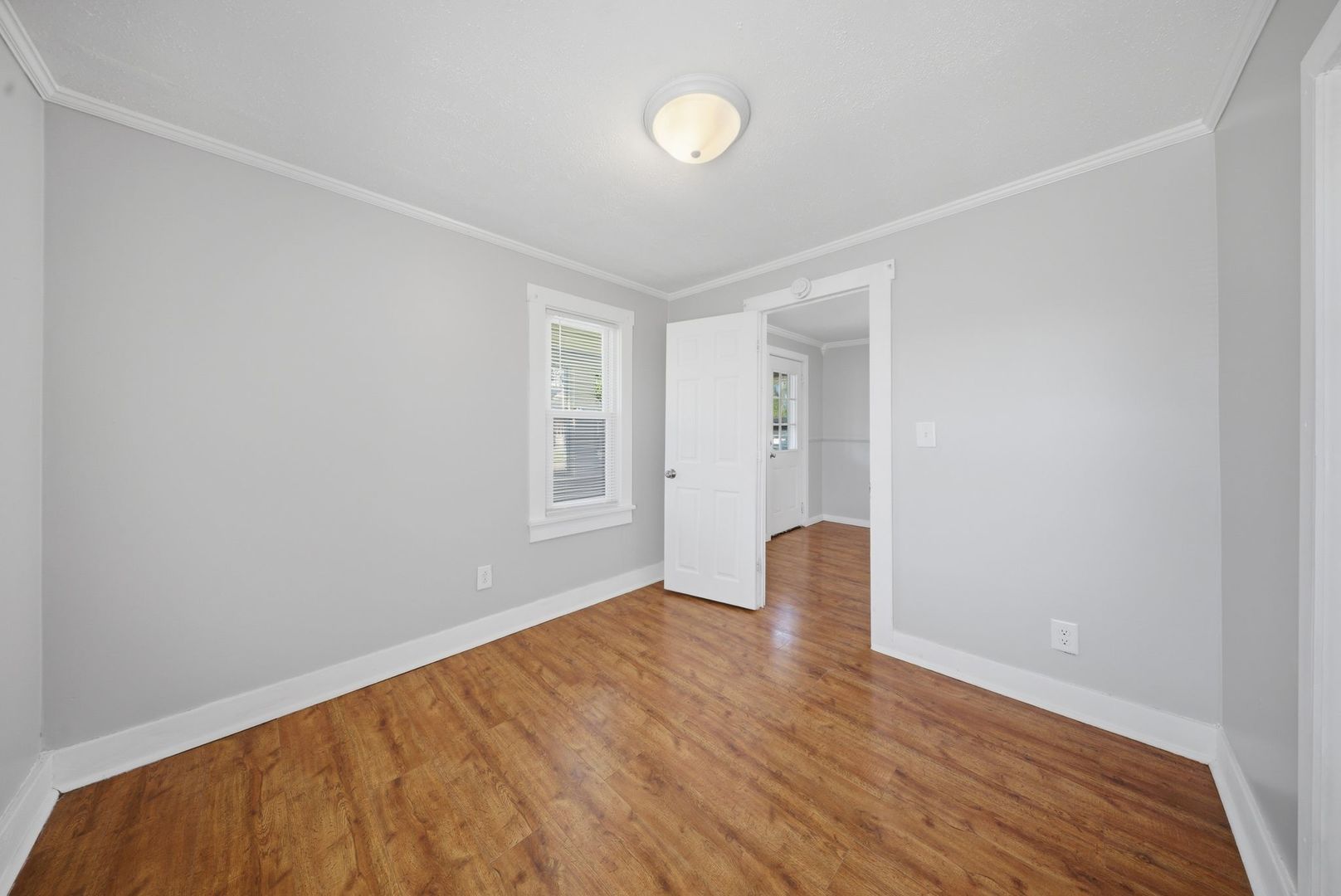 809 West Park Avenue Aurora IL 60506