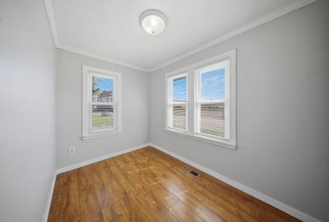 809 West Park Avenue Aurora IL 60506