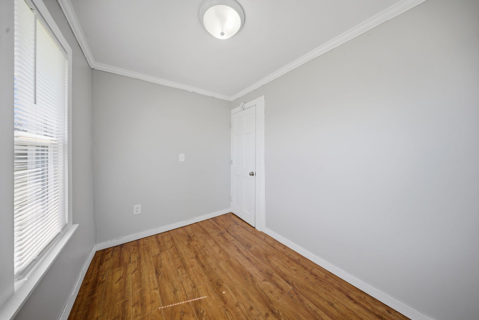 809 West Park Avenue Aurora IL 60506