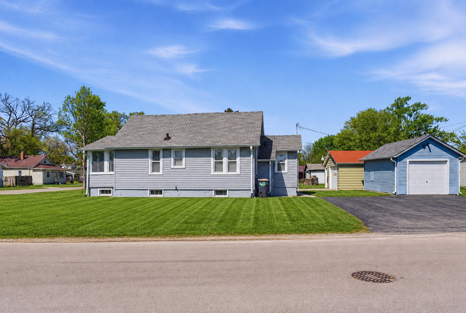 809 West Park Avenue Aurora IL 60506