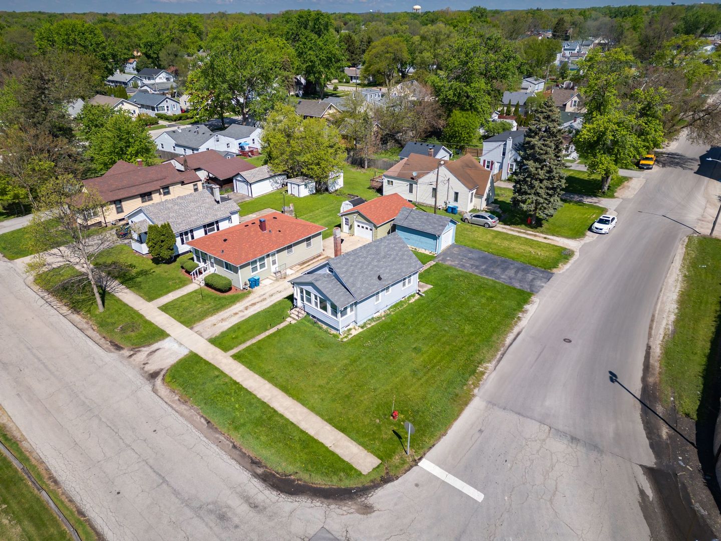 809 West Park Avenue Aurora IL 60506