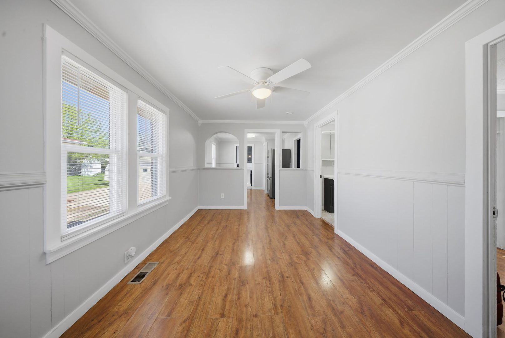 809 West Park Avenue Aurora IL 60506