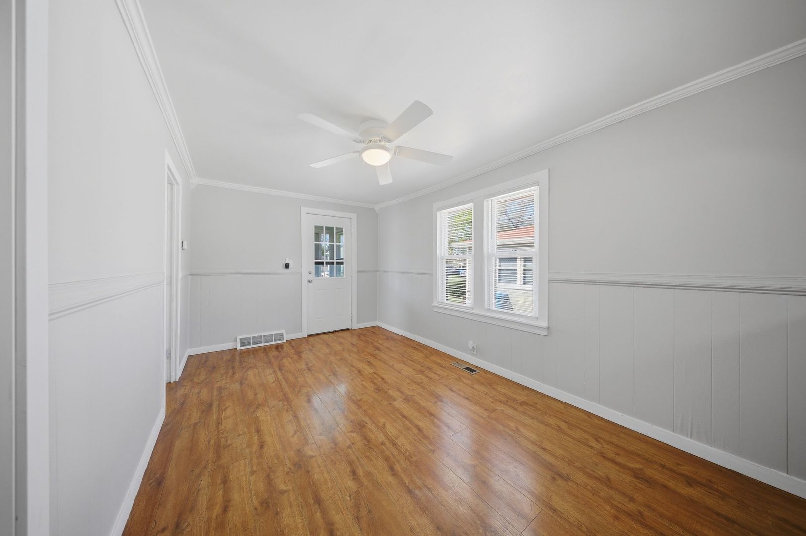 809 West Park Avenue Aurora IL 60506