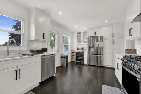 1135 Crestwood Drive Northbrook IL 60062