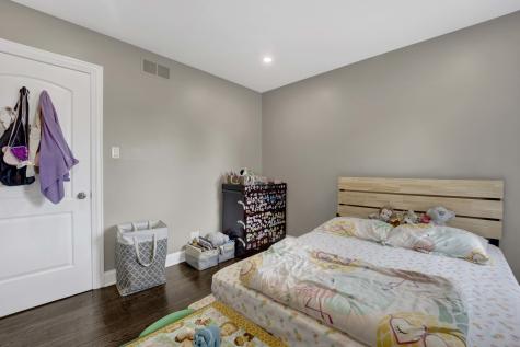 1135 Crestwood Drive Northbrook IL 60062