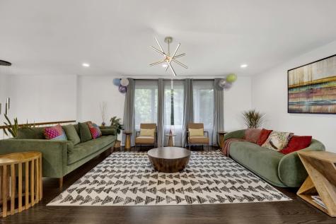 1135 Crestwood Drive Northbrook IL 60062