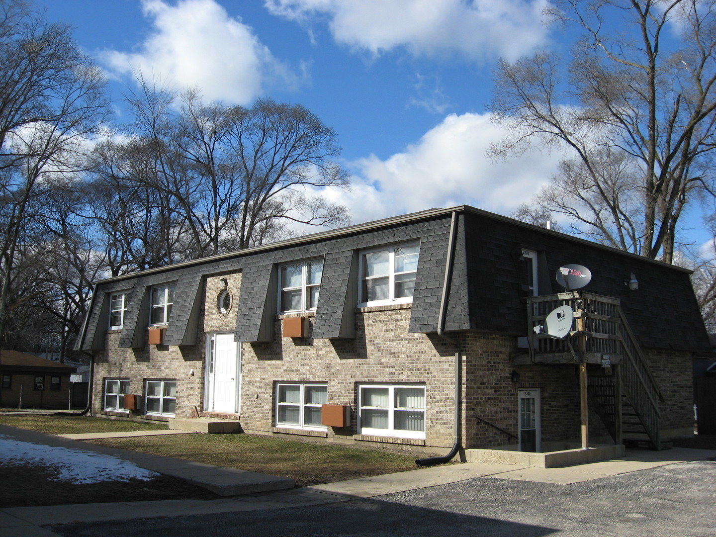 3315 Colgate Avenue Zion IL 60099
