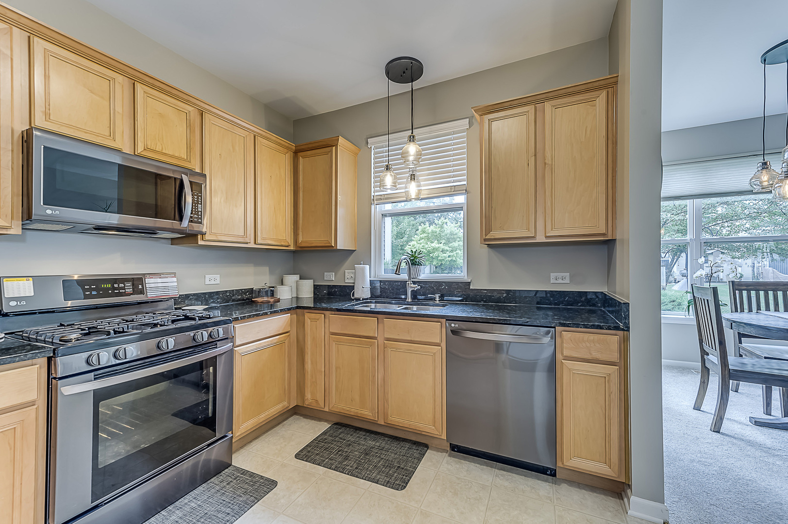 2172 Sunrise Circle Aurora IL 60503