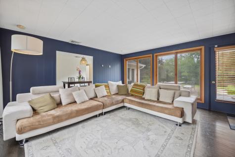 853 Happ Road Northfield IL 60093
