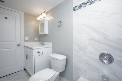 2648 West Lunt Avenue Chicago IL 60645