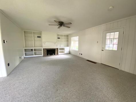 255 Oak Street Hampshire IL 60140