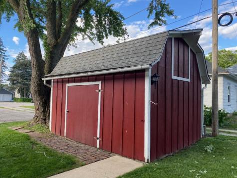 255 Oak Street Hampshire IL 60140