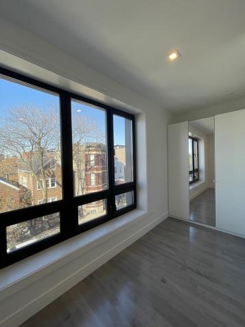 719 North Elizabeth Street Chicago IL 60642