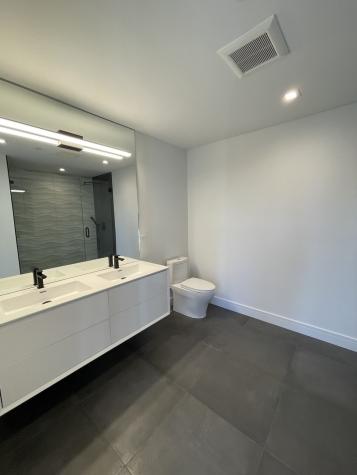 719 North Elizabeth Street Chicago IL 60642