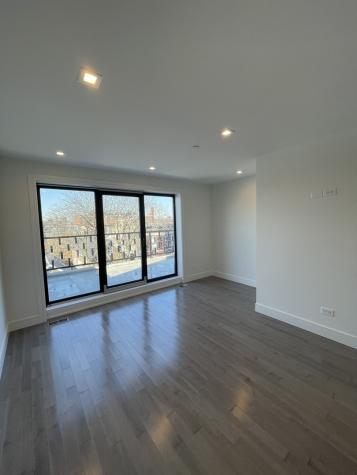 719 North Elizabeth Street Chicago IL 60642