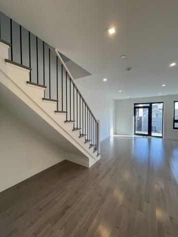 719 North Elizabeth Street Chicago IL 60642